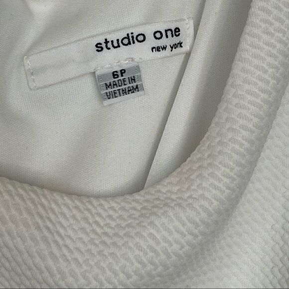 Color Block Dress - Picture 7 of 7